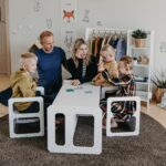 Set Table + 2 Chaises d’apprentissage en bois Montessori