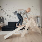 Triangle d’escalade Montessori transformable avec rampe 2 en 1