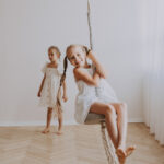 Balançoire d’intérieur tissu gris pierre