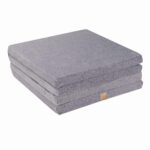Tapis de jeu carré pliable en velours gris clair