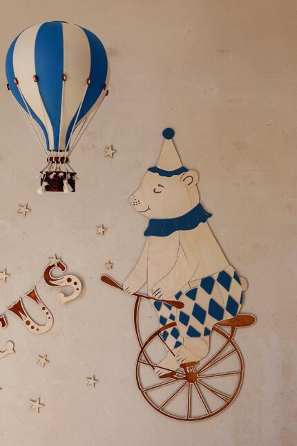 Ours sur Son Vélo de Cirque - Décoration Murale Enfant