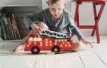 Lampe Camion de Pompiers – Bois Massif & LED Blanc Chaud