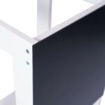 Tour d’observation et d’apprentissage en bois blanc avec tableau noir