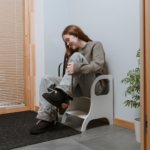 Tabouret marche-pieds réglable blanc pour enfants dès 18 Mois et Adultes