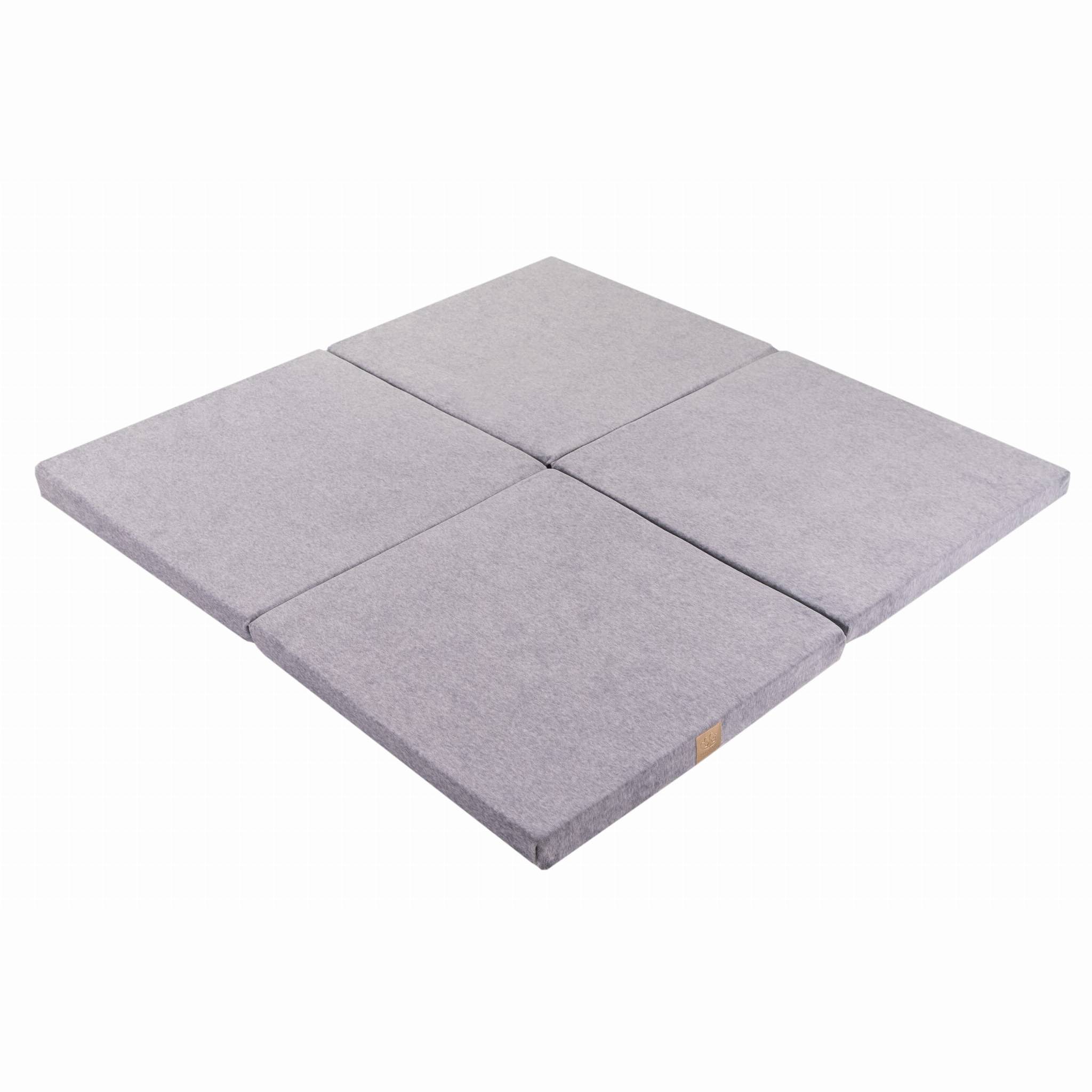 Tapis de Jeu Carré pour Bébé en Velours Gris Clair Premium - 120x120 cm Épais 5 cm Pliable Tapis de Jeu Carré pour Bébé en Velours Gris Clair Premium - 120x120 cm Épais 5 cm Pliable