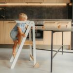 Tour d'observation de cuisine pliable pour enfant – en Bois Premium – Image 9
