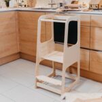 Tour d'apprentissage de cuisine Montessori avec tableau en ardoise – Image 12