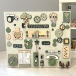 Tableau d'activités Montessori - 60×70 cm - Large – Image 2