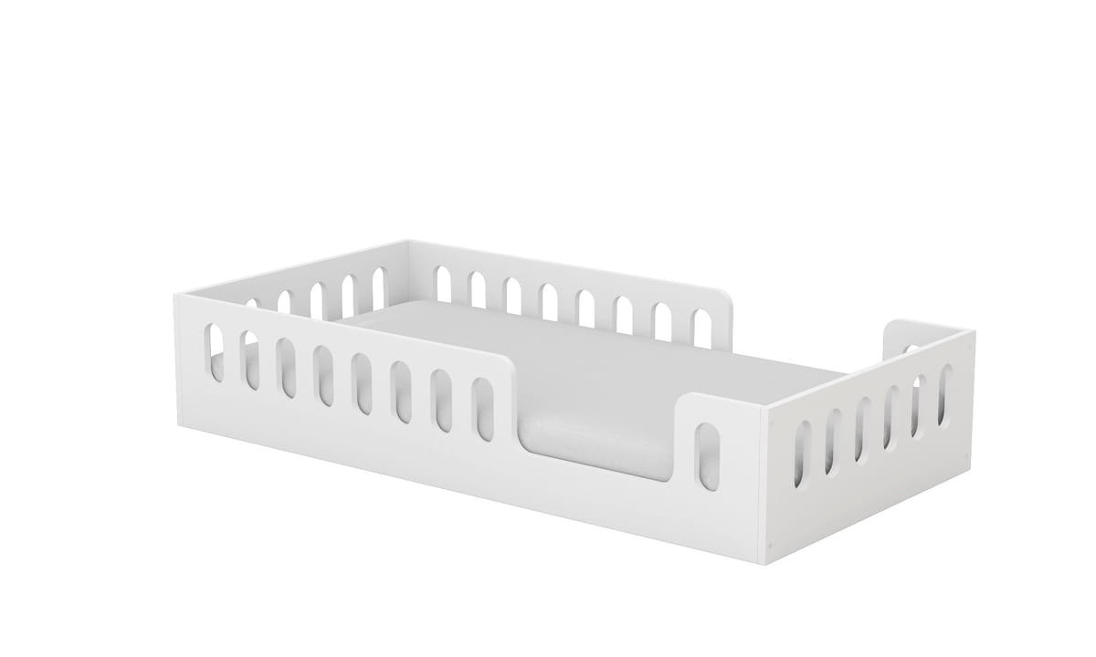 Lit Montessori au sol évolutif 160x80 / 180x80 cm – avec matelas Lit Montessori au sol évolutif 160x80 / 180x80 cm – avec matelas