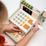 Caisse Enregistreuse en Bois – avec Accessoires